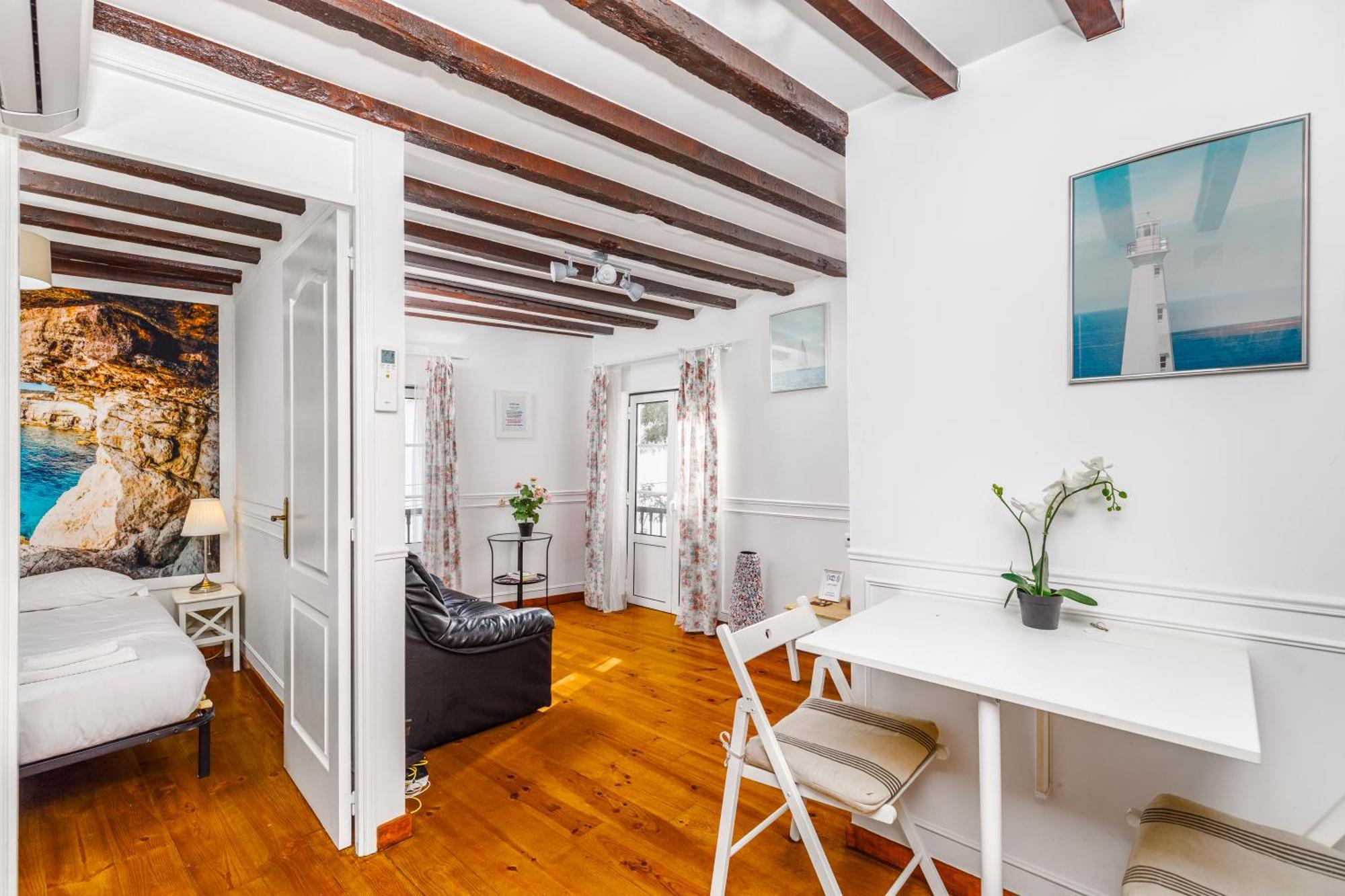 Typical Apartment Alfama-Center Lisbona Esterno foto