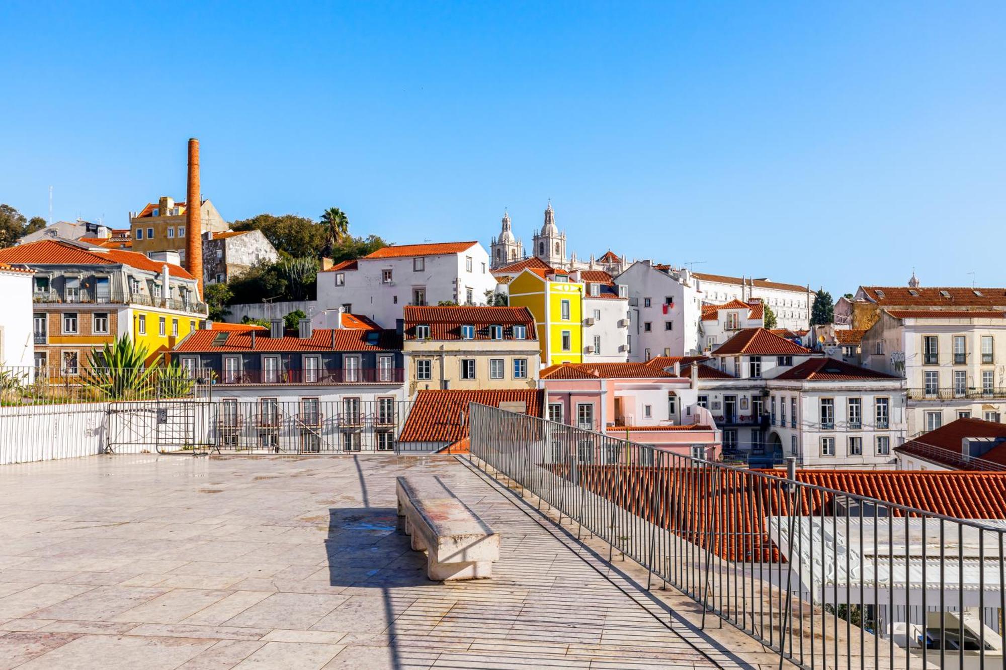 Typical Apartment Alfama-Center Lisbona Esterno foto